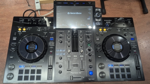 Gear Hunter | Pioneer DJ XDJ-RX3